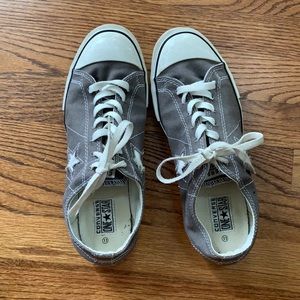 Converse One Star Grey Sneakers!